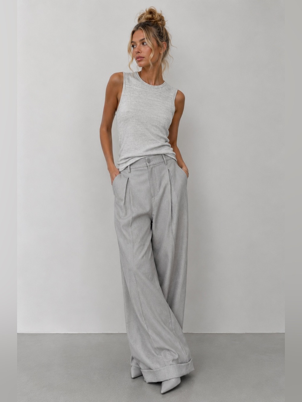 MM.LaFleur White and Heather Gray Knit Sleeveless Tank Top Quiet Luxury